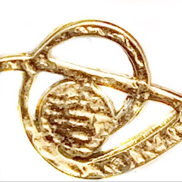 Vintage mother of pearl goldtone music note pierced earrings - Picture 2 of 3